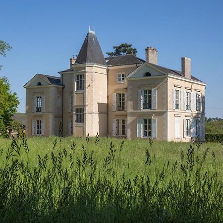 Manoir Des Etrichets Bed & Breakfast Saint-Saturnin  Ngoại thất bức ảnh
